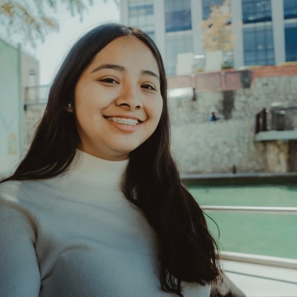 Meet your Posher, Trina